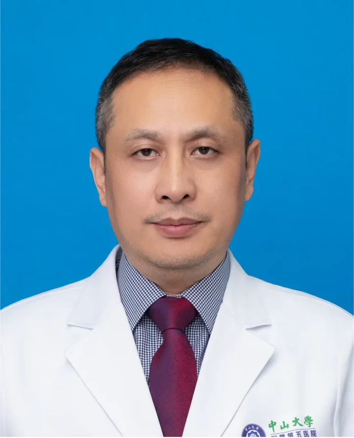 汤育新教授肖像
